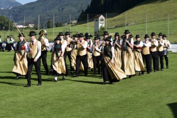 WK Laufen Werkskapelle Laufen Gmunden-Engelhof Musikverein Blasmusik Gmunden Traunsee Marschwertung Marschmusikbewertung Bezirksmusikfest Musikfest Festzelt Marschmusik